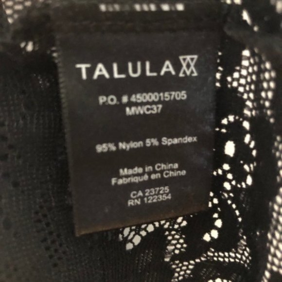 Aritzia Talula Tank-Top black floral lace Size M - Picture 3 of 6